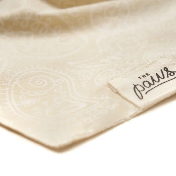 Paisley Tale // Dog bandana in paisley pattern (beige)
